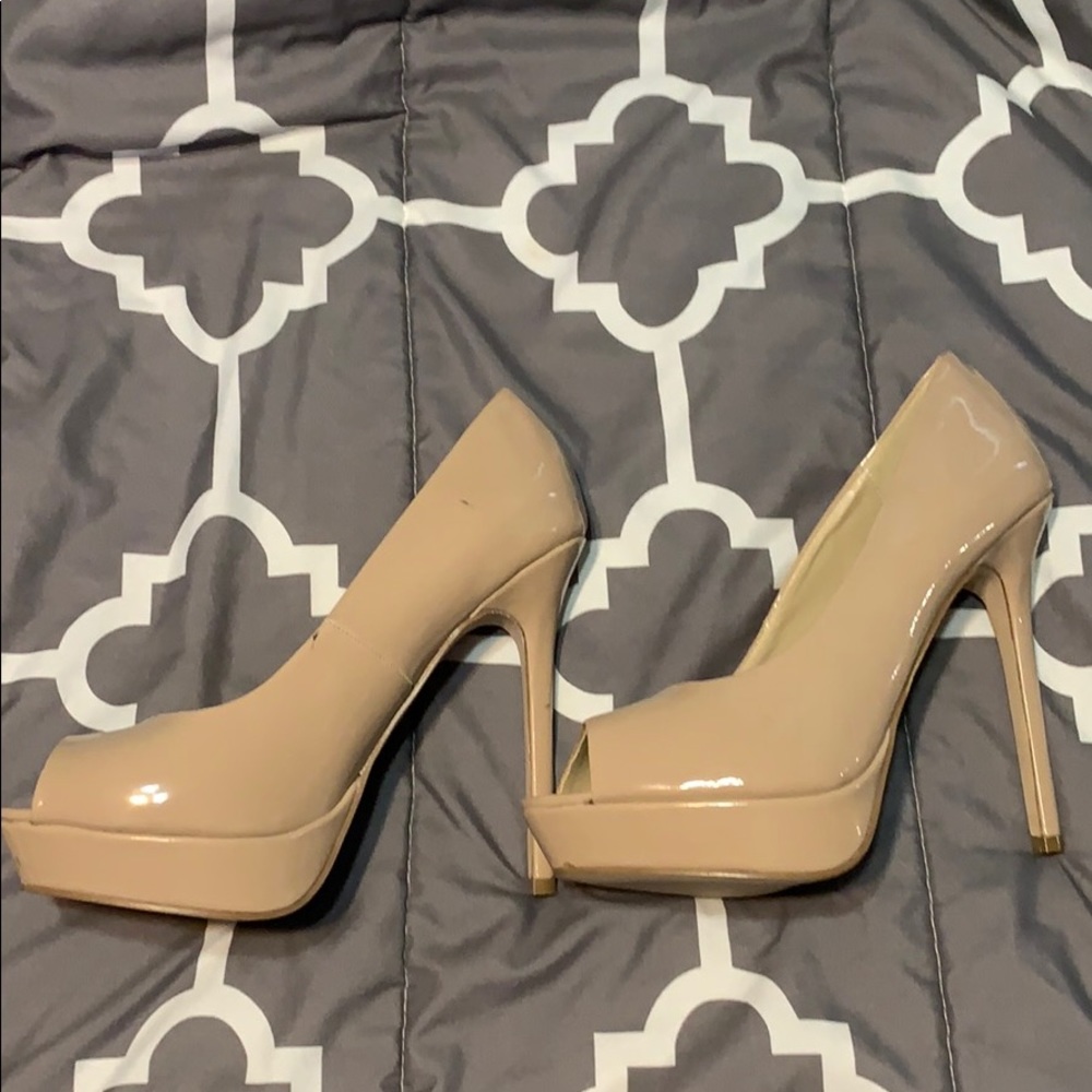 Tan Heels